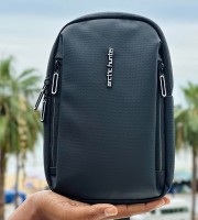 Arctic Hunter Shoulder Bag